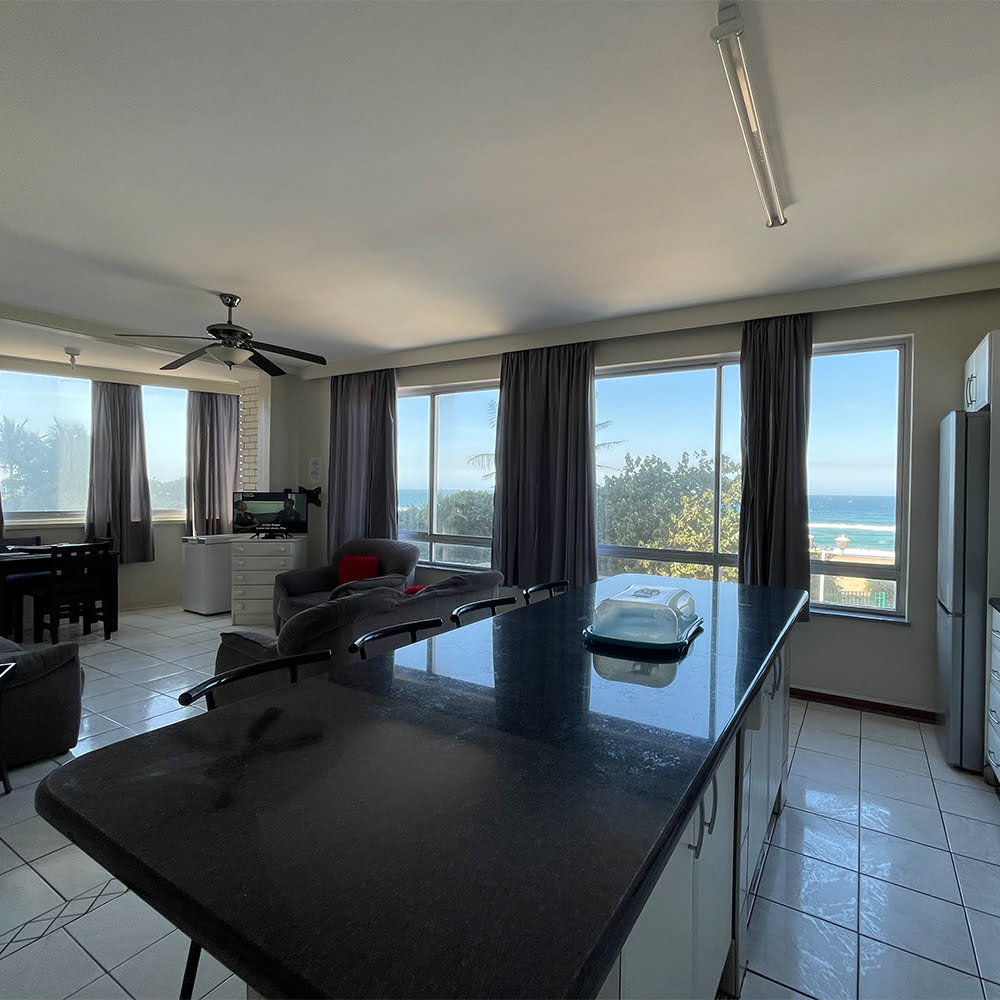 Kitchen and Lounge 1